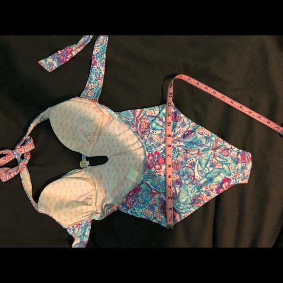 Gorgeous Lilly Pulitzer One Piece - Picture 6 of 8